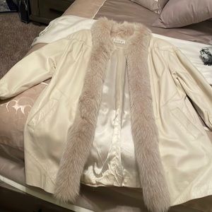 Leather and fox fur off white coat